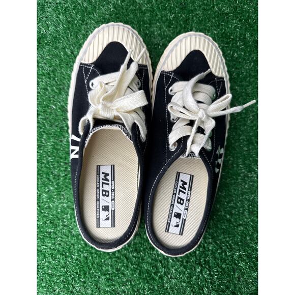 MLB Shoes Play Ball Origin Mule New York Yankees Black Size US W8 - Picture 8 of 8